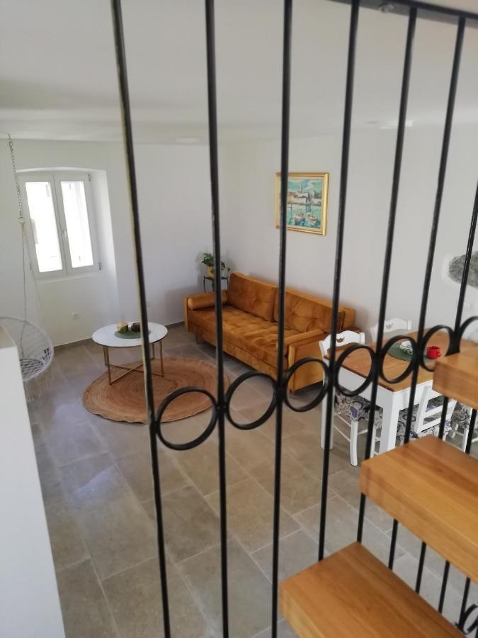 Apartment Mauro バスカ エクステリア 写真